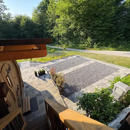 Camping Glamping Medvedjek - Nocitev V Vinskem Sodu Velika Loka